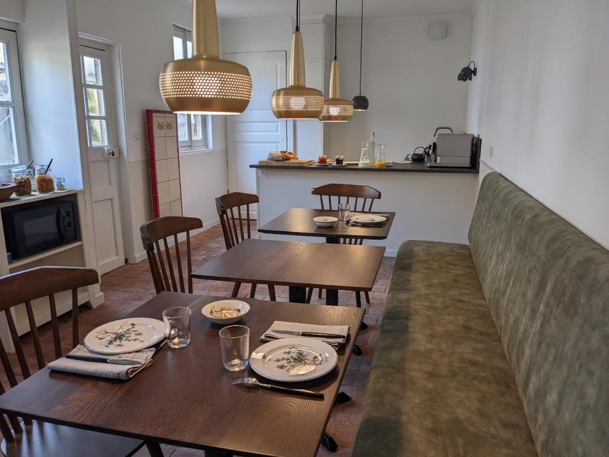 Le 14 Faubourg Bed & Breakfast Beaune  Exterior photo