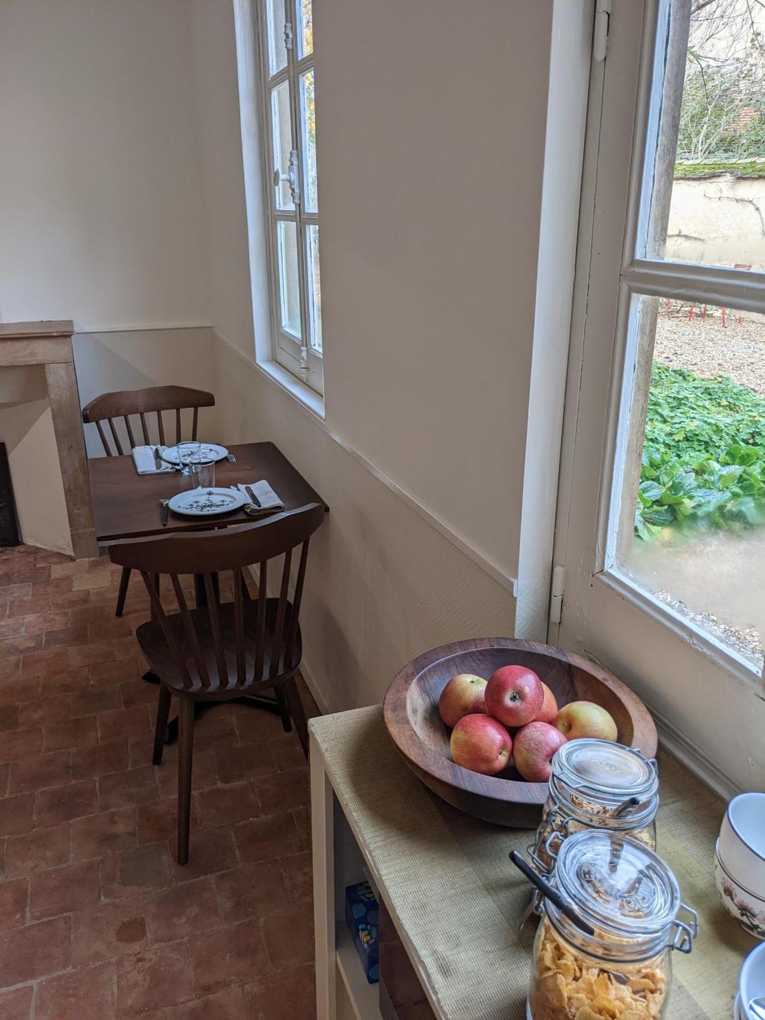 Le 14 Faubourg Bed & Breakfast Beaune  Exterior photo