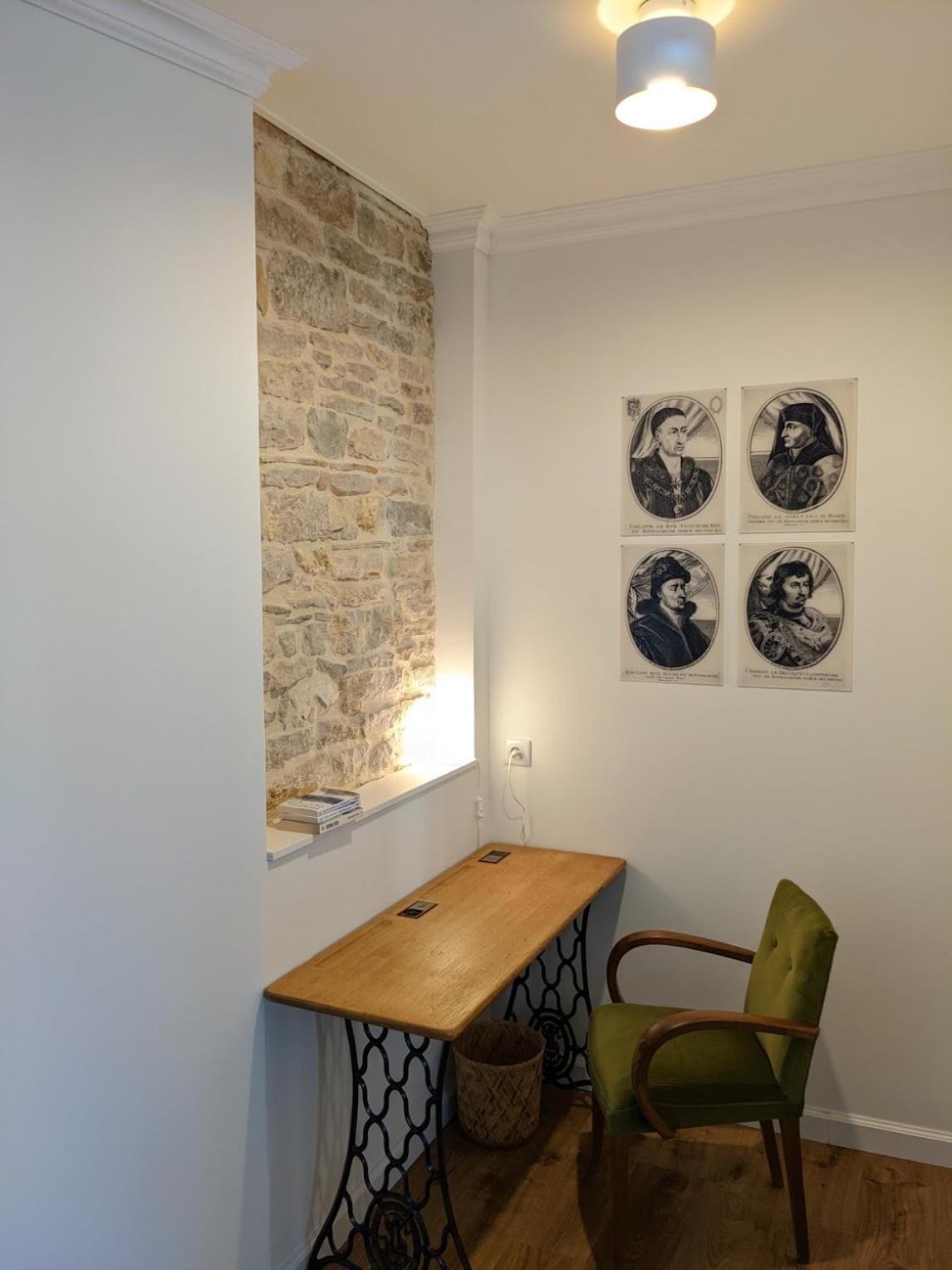 Le 14 Faubourg Bed & Breakfast Beaune  Room photo